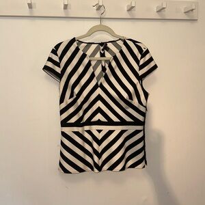 Ann Taylor short sleeve top
